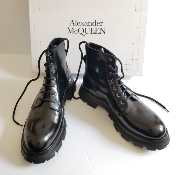 Alexander McQueen Patent Leather Combat Ankle Boot Size 40 Black - Picture 2 of 10
